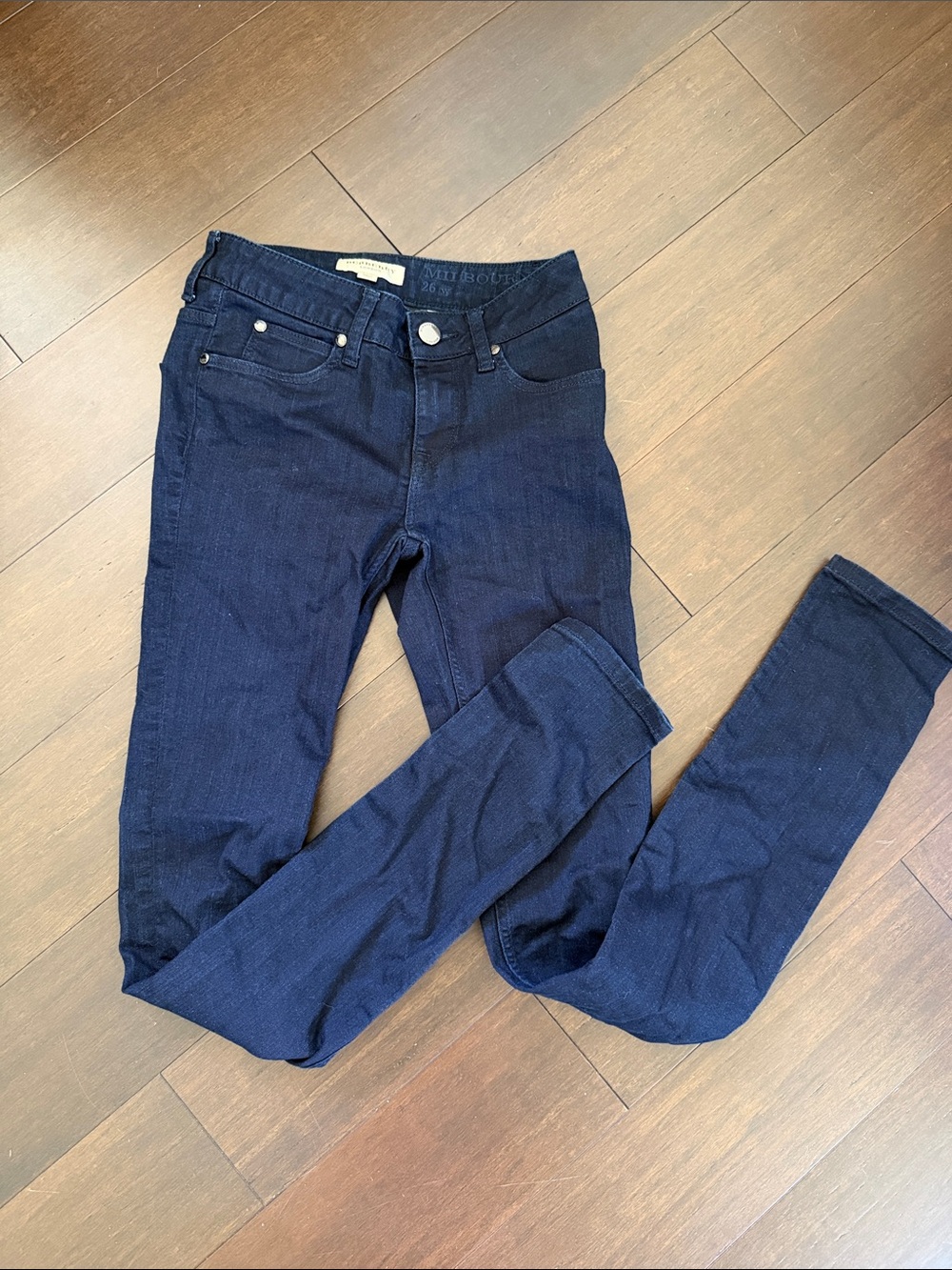 Burberry Women's Navy Skinny Jeans